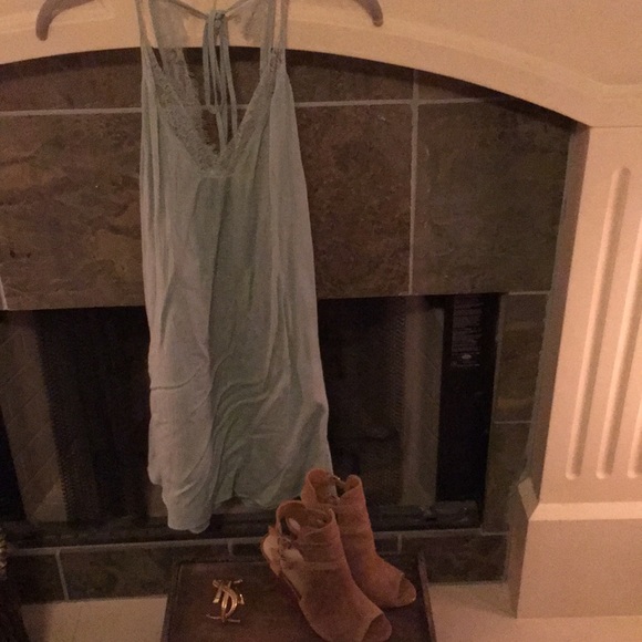 Kendall and Kylie dress - Picture 2 of 7